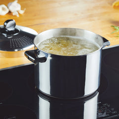 Classic Series Stainless Steel 8-Quart Stockpot With Straining Lid